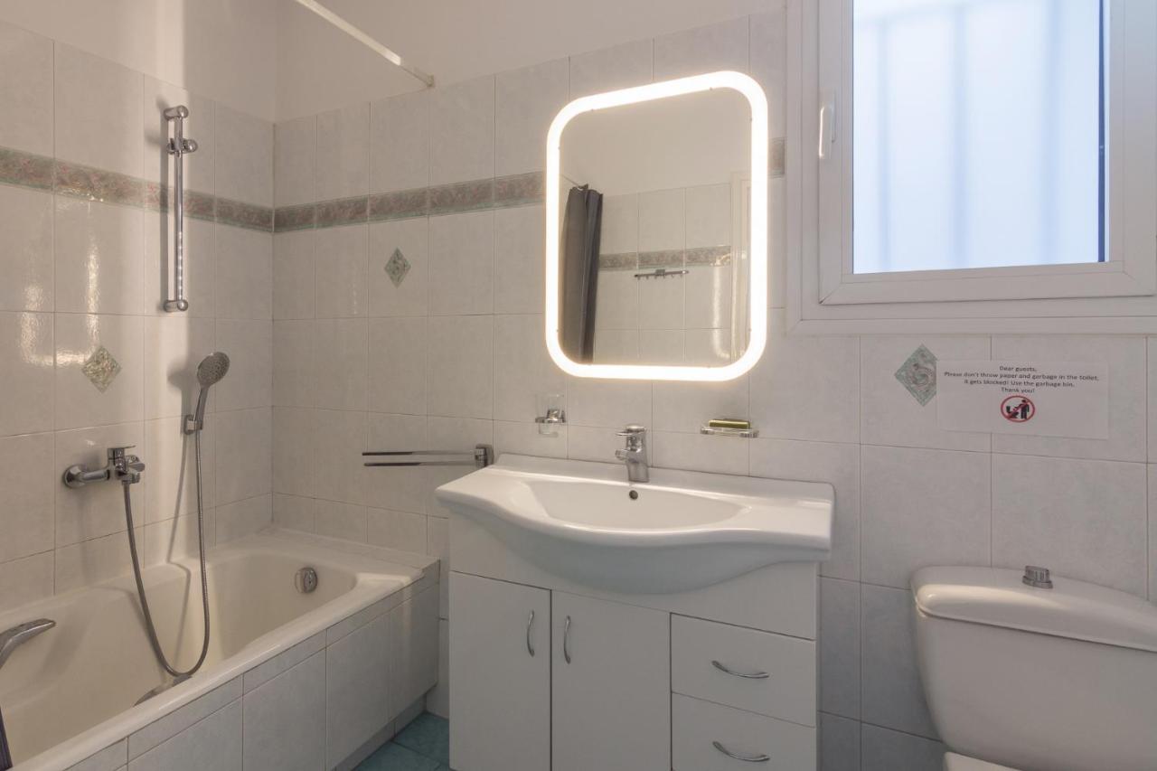 אתונה Breathtaking Acropolis View From An Elegant 3Br Apt מראה חיצוני תמונה